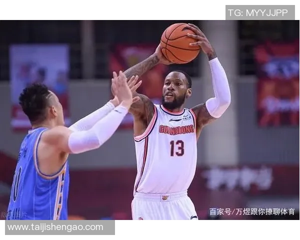 武汉篮球队与广州篮球队赛后战术分析与复盘探讨
