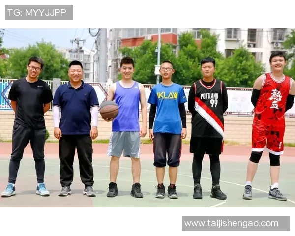 重庆篮球队的转换体系解析与战术应用研究